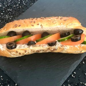 Tonhalkrémes-zárt-szendvics